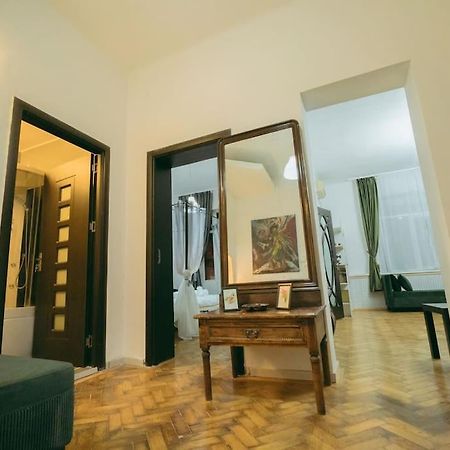 דירות בוקרשט House Of Art מראה חיצוני תמונה