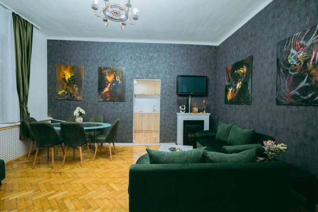 דירות בוקרשט House Of Art מראה חיצוני תמונה
