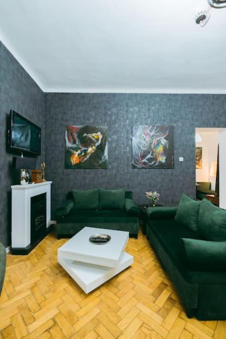 דירות בוקרשט House Of Art מראה חיצוני תמונה