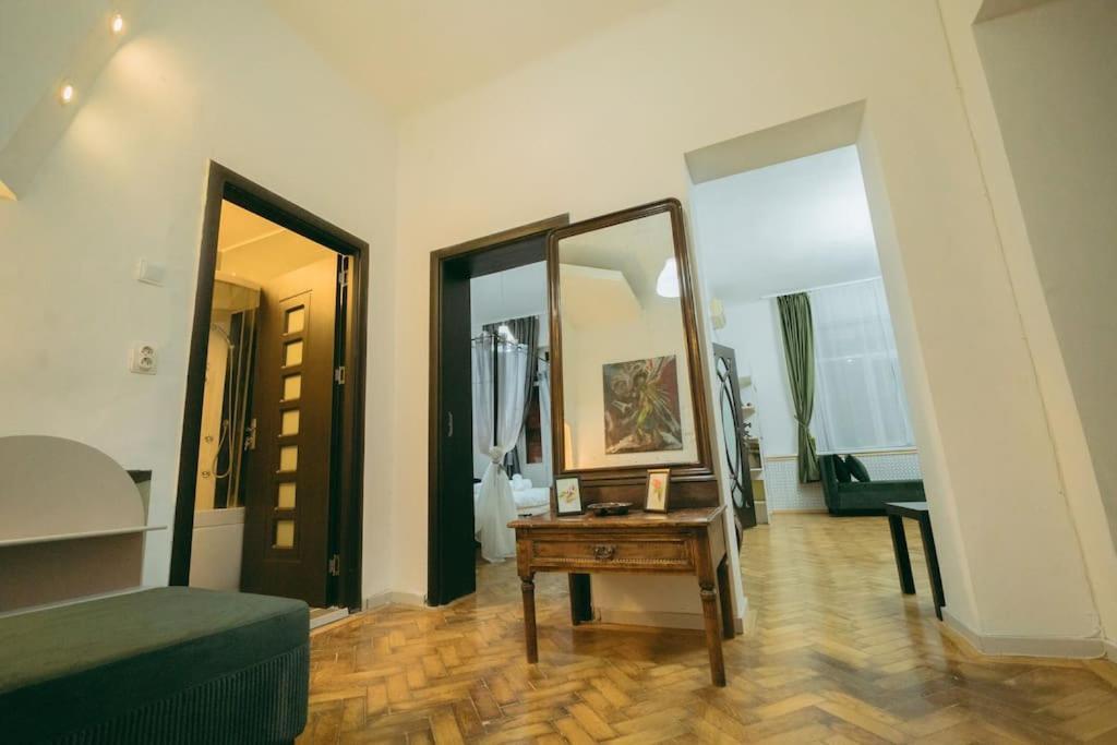 דירות בוקרשט House Of Art מראה חיצוני תמונה